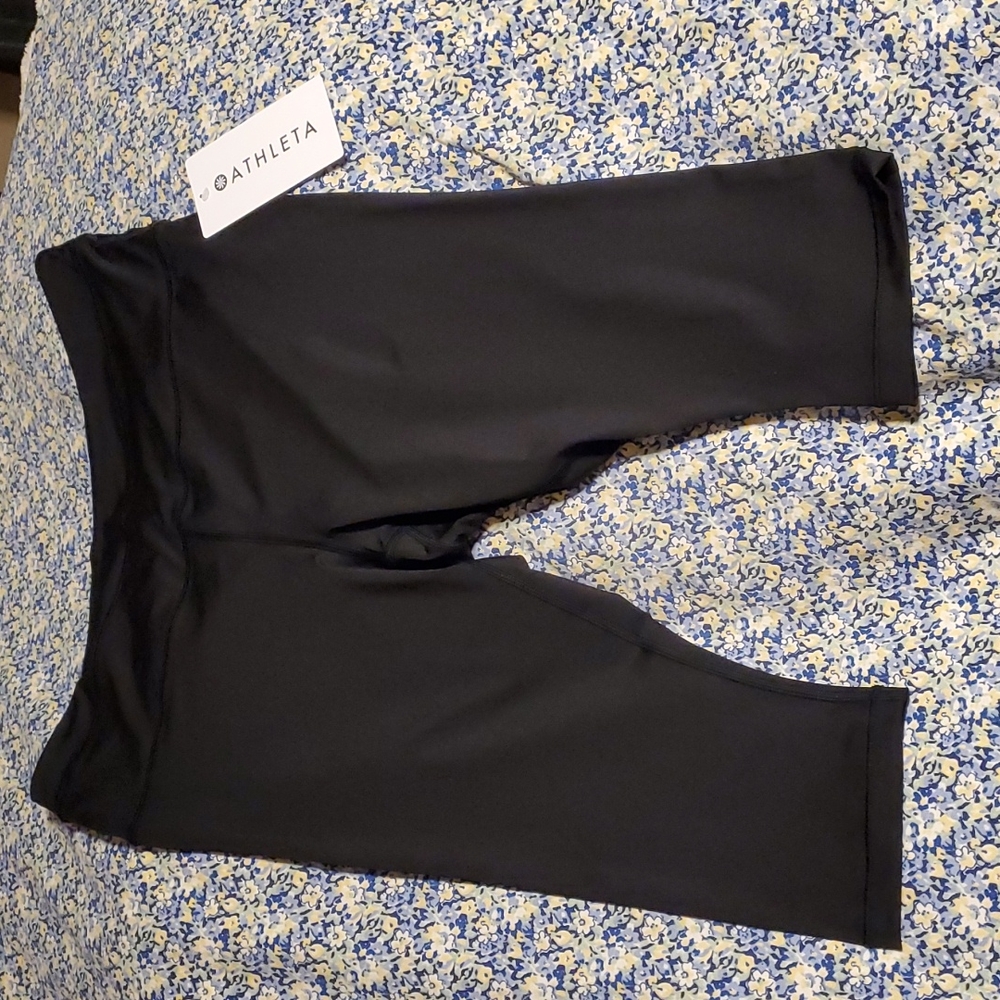 Athleta Black Crop pants Woman's Size 1X - Picture 1 of 10